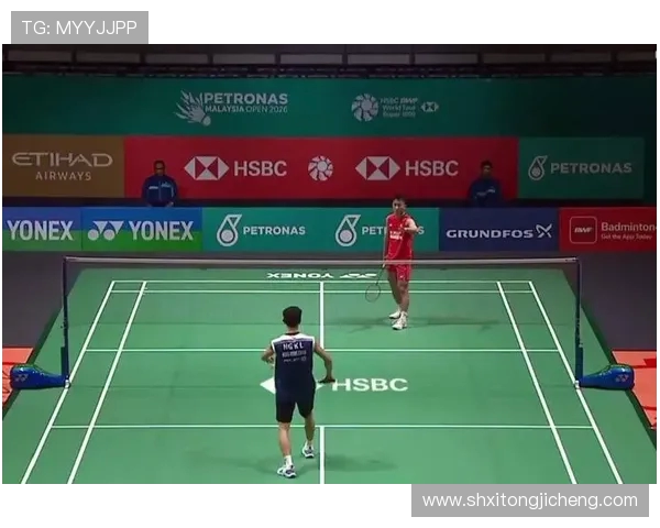 成都羽毛球队与武汉羽毛球队赛后复盘分析意识与战术的较量与启示